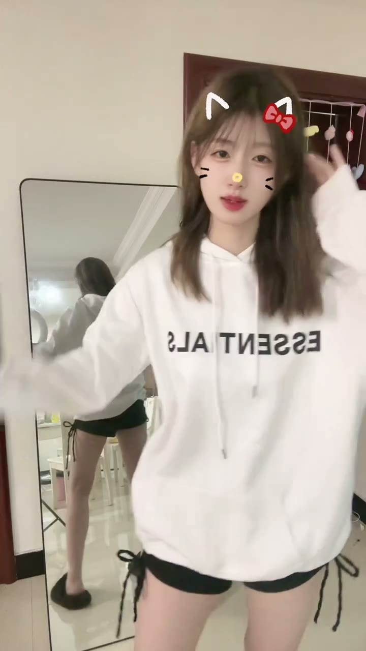 把今天的光影留在这里。 #日常记录